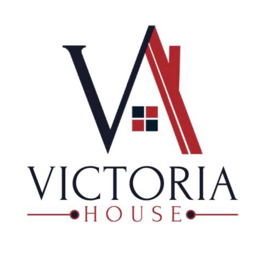 Victoria House - Self Catering Quiet Guesthouse - Adult Singles And Couples Only Blackpool Ngoại thất bức ảnh