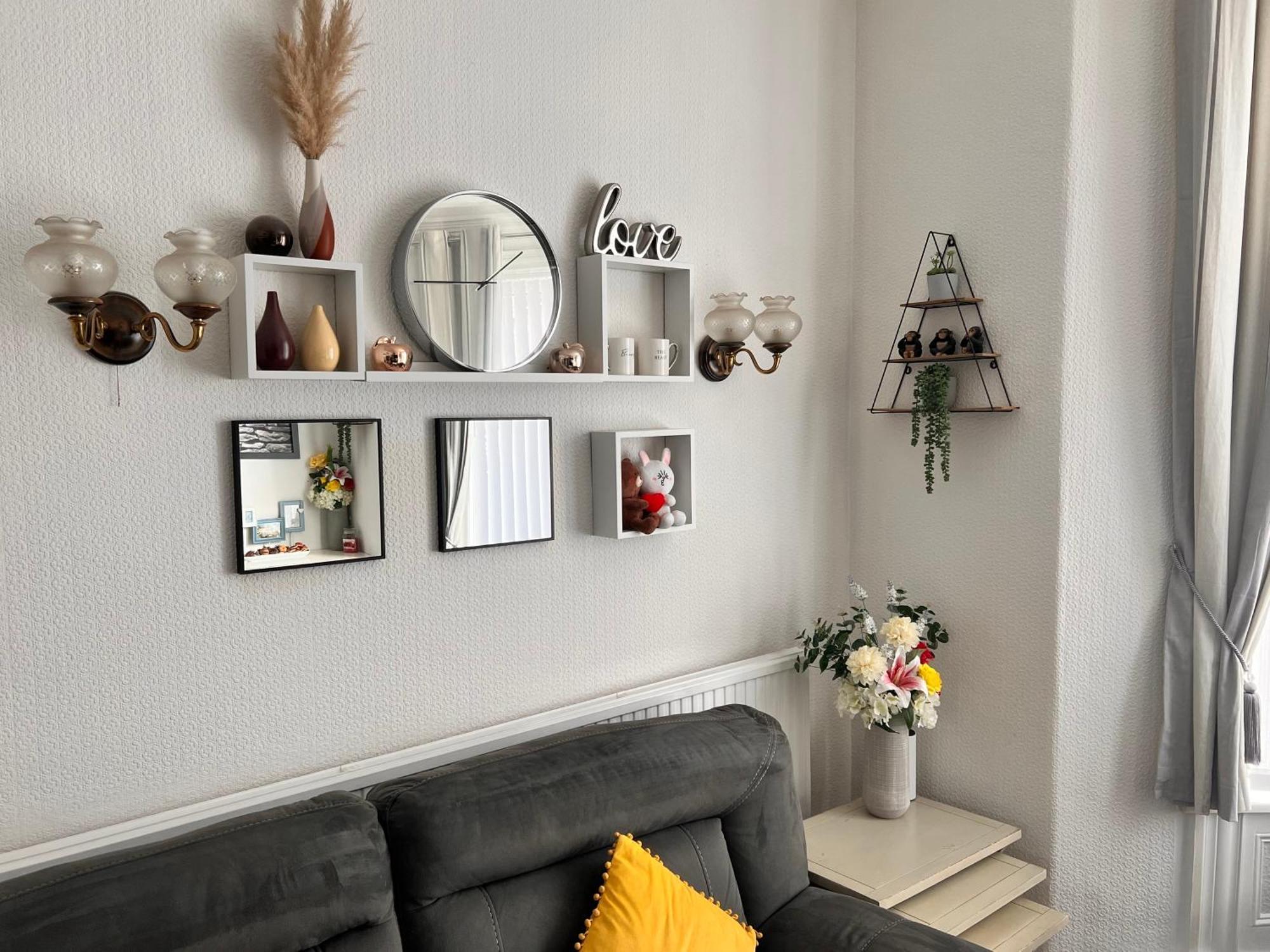 Victoria House - Self Catering Quiet Guesthouse - Adult Singles And Couples Only Blackpool Ngoại thất bức ảnh